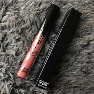 Kylie Cosmetics LowKey Velvet Single